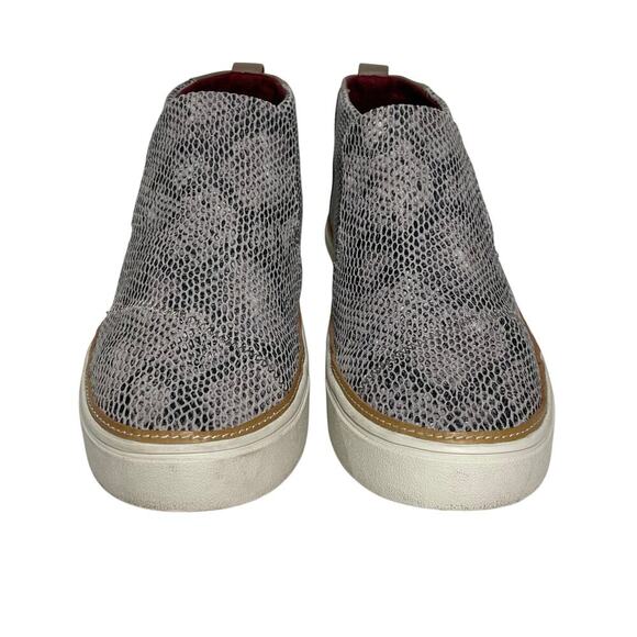 TOMS Women’s Paxton Slip on Snake Patterned Mid Ankle Sneaker size 9 - Picture 3 of 7